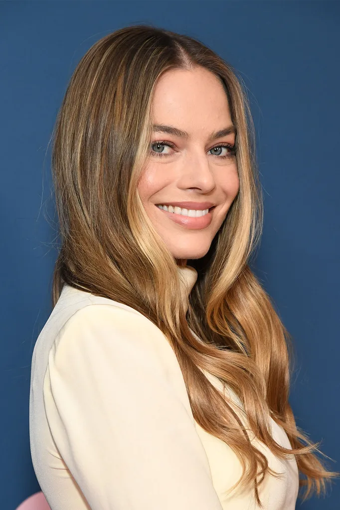 Margot-Robbie-close-up-smiling-for-camera