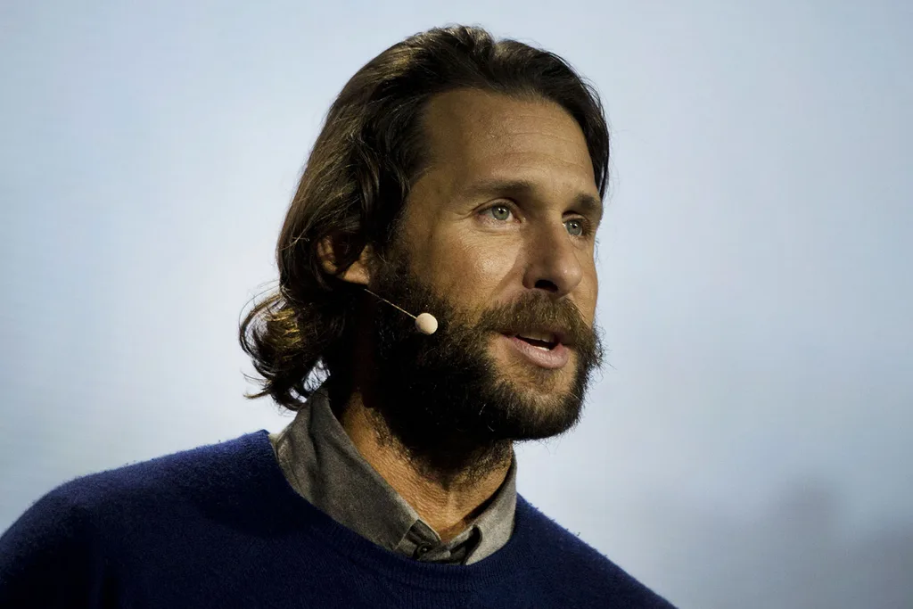 david-mayer-de-rothschild-wearing-headset-for-speaking-event