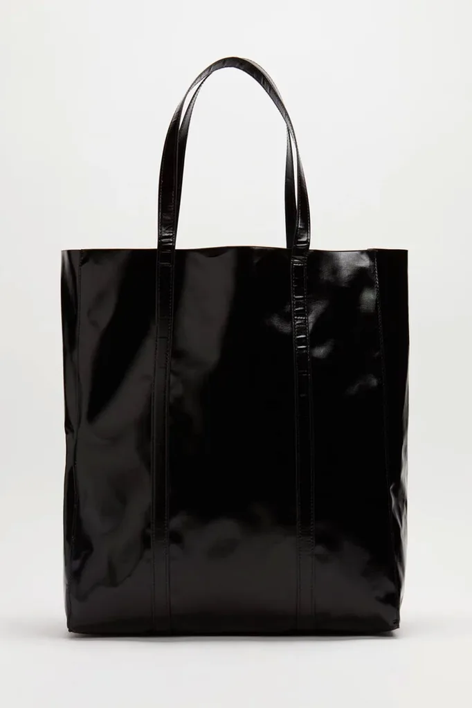 topshop-shiny-black-tote-bag
