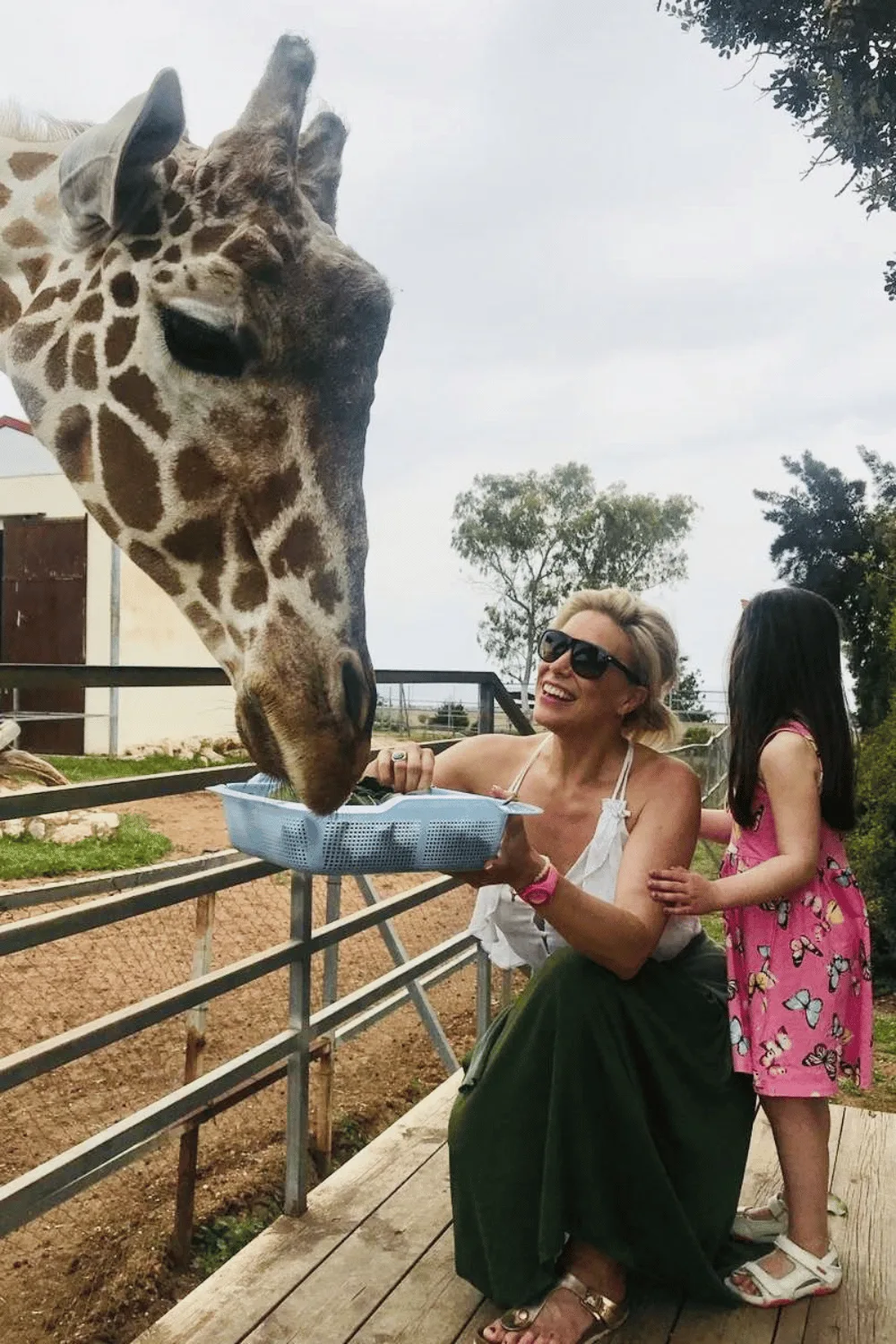 Hannah Waddingham and her daughter