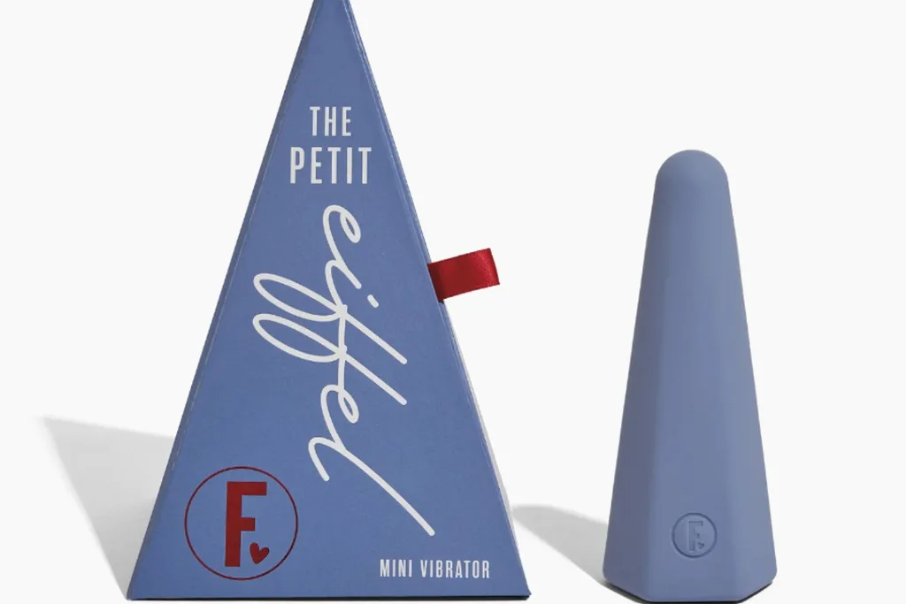 frenchie petit eiffel