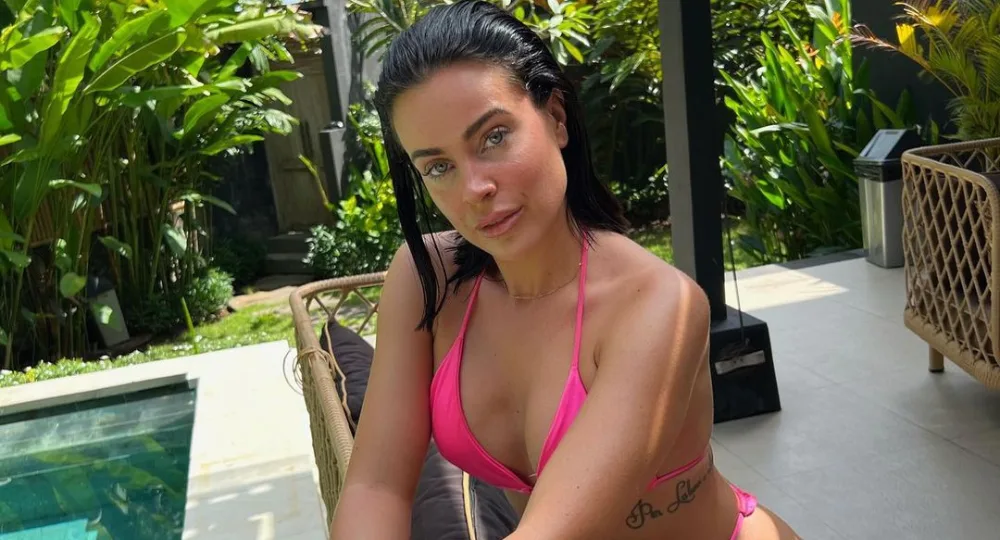 Married At First Sight's Bronte Schofield launches OnlyFans | WHO