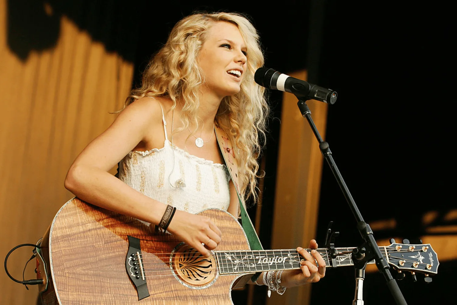 what-are-the-taylor-swift-eras