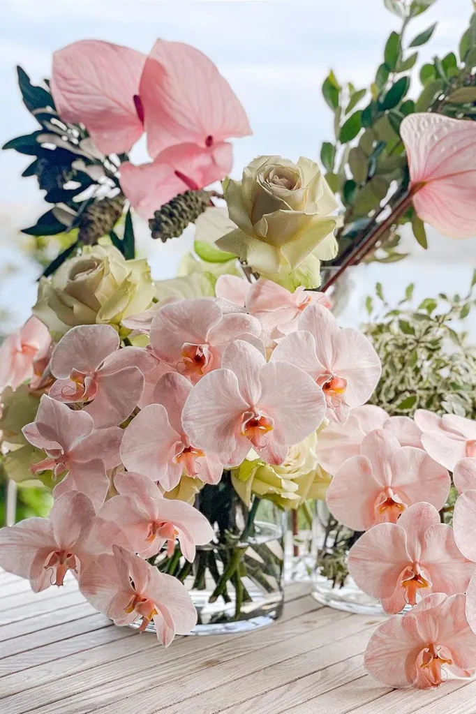 Common Love flower arrangement