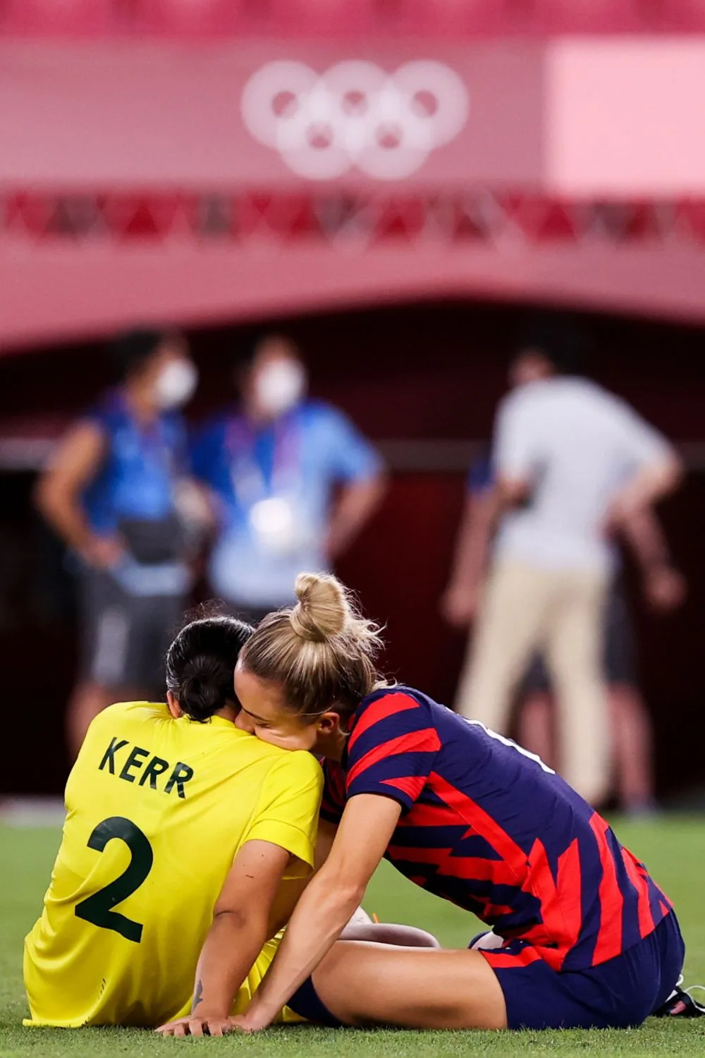Who is Sam Kerr's Partner? Meet Her Fiancée Kristie Mewis - WHO
