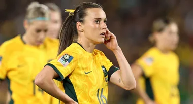 The heartwarming story behind Matildas star Hayley Raso’s hair ribbon