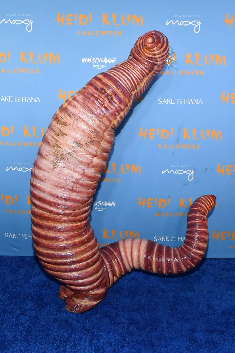 heidi-klum-halloween-2022-worm