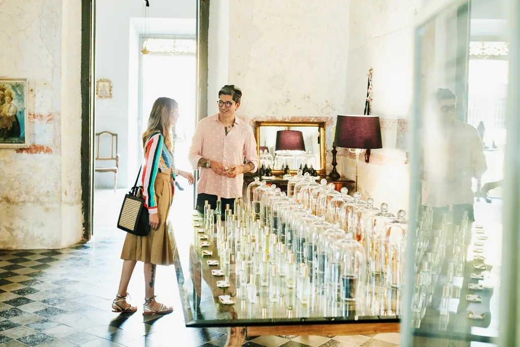perfume-store-samples