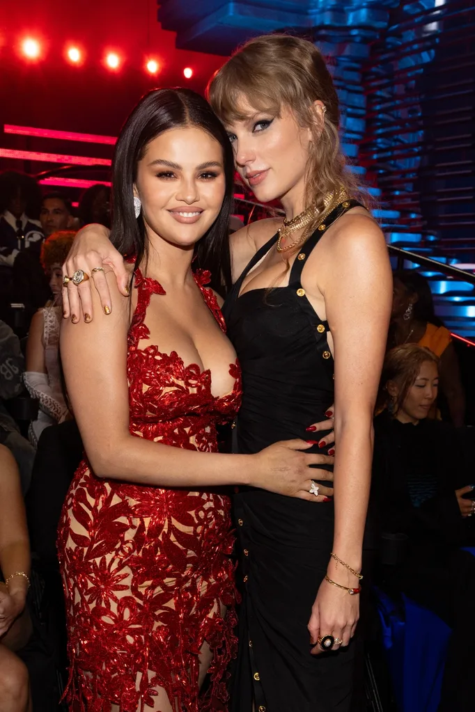 taylor-swift-selena-gomez-mtv-vmas