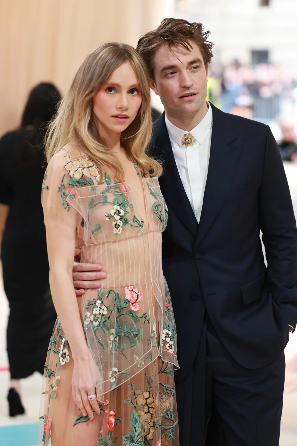 Robert Pattinson and Suki Waterhouse at the Met Gala. 