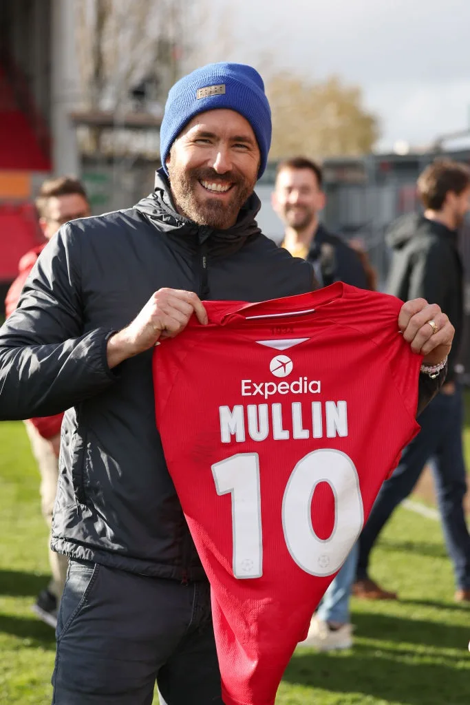 welcome to wrexham rob mcelhenney ryan reynolds