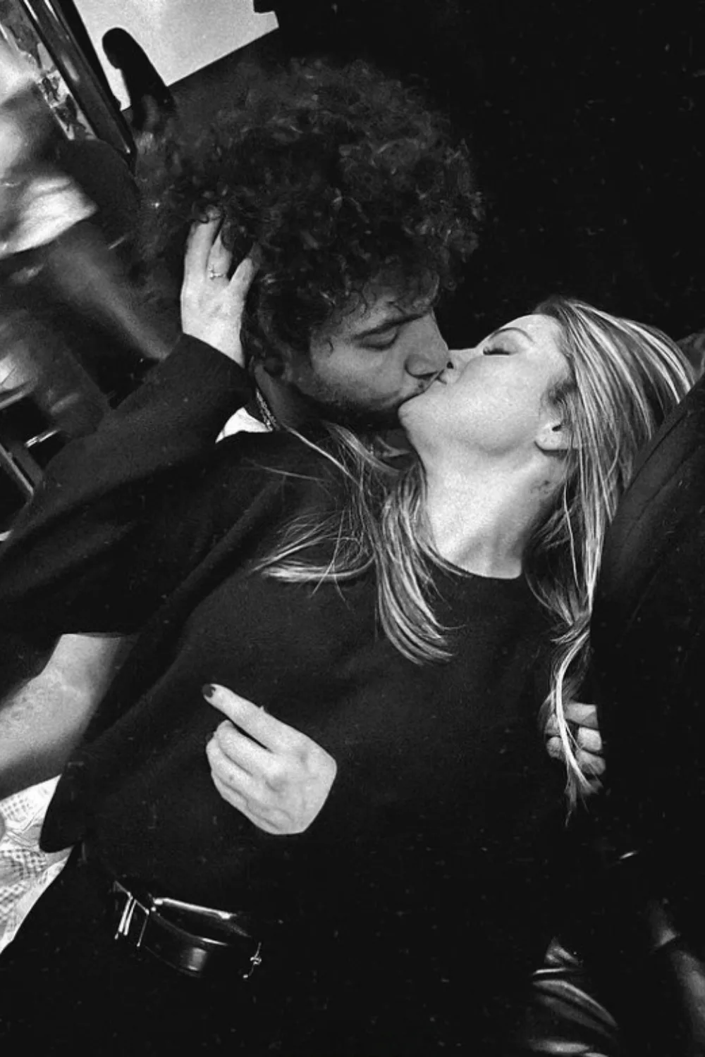 benny-blanco-selena-gomez-kiss