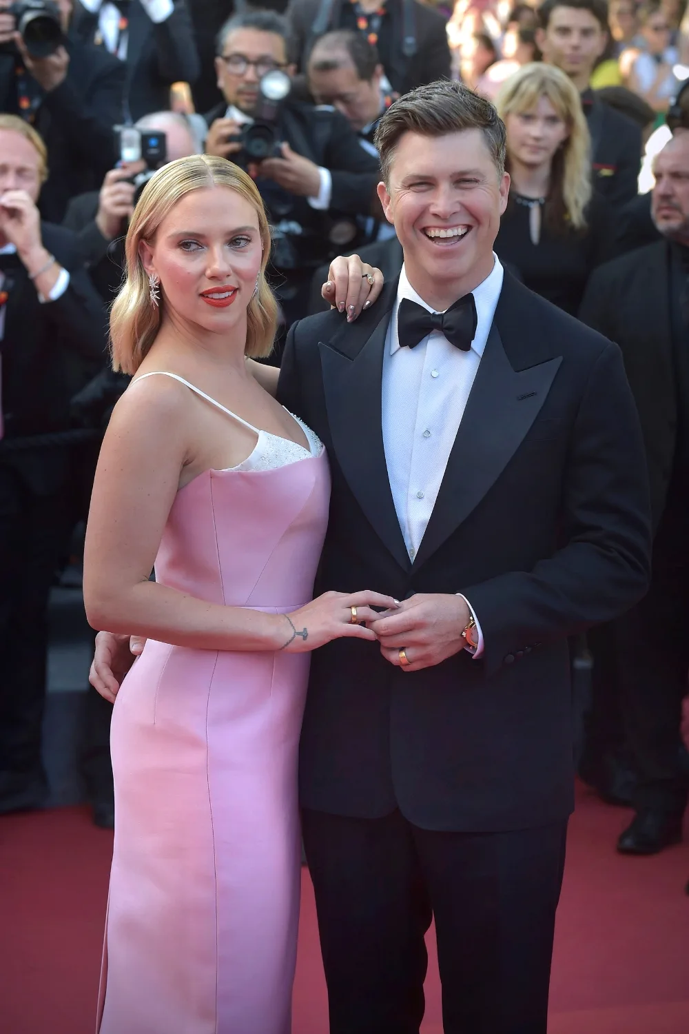 scarlett-johansson-colin-jost-cannes