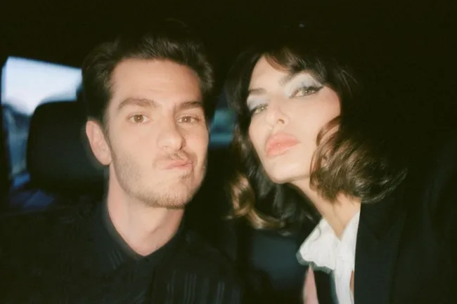 andrew-garfield-alyssa-miller