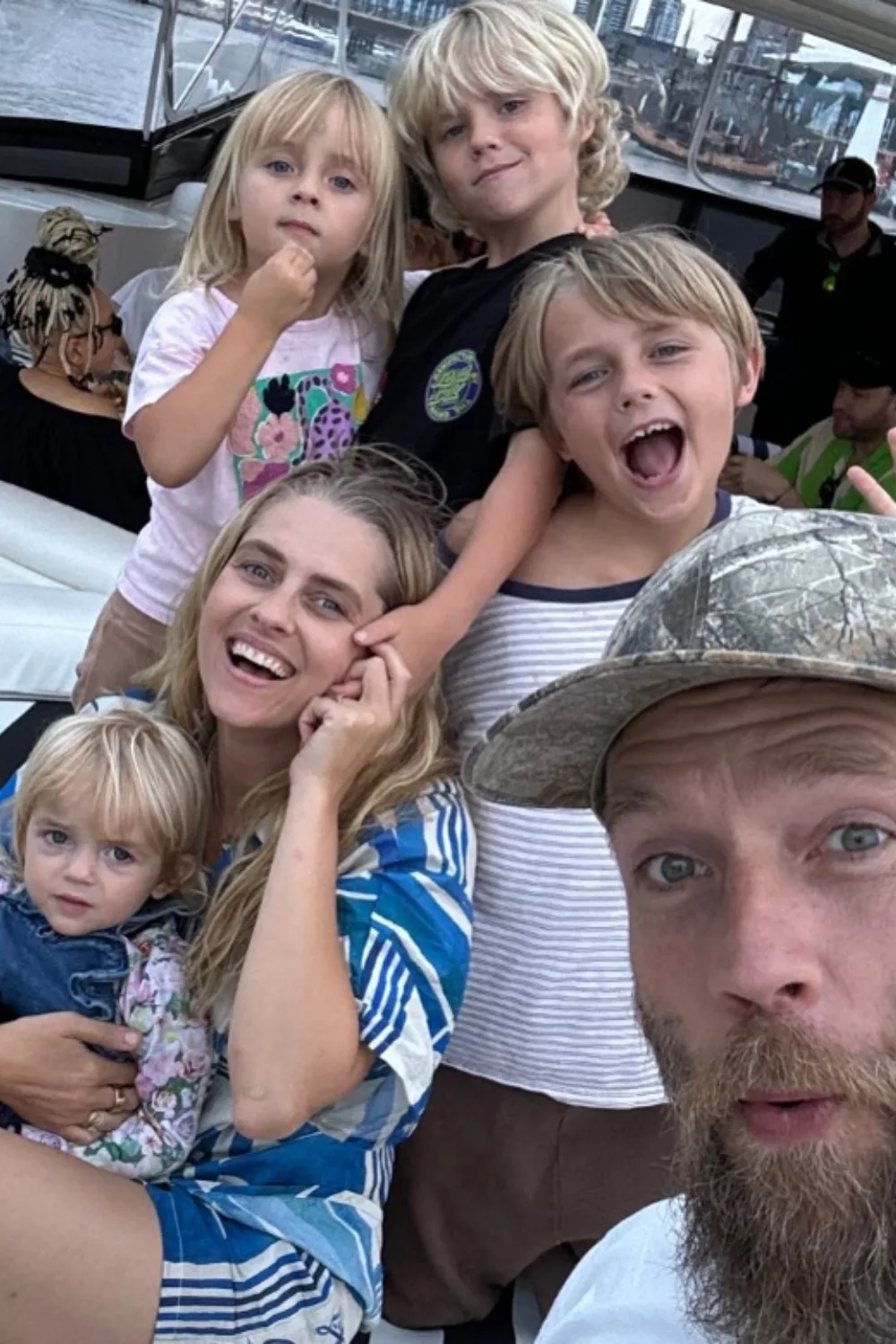 teresa-palmer-family