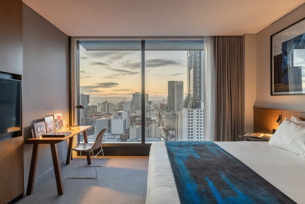 adnate-perth-cbd-hotel-room
