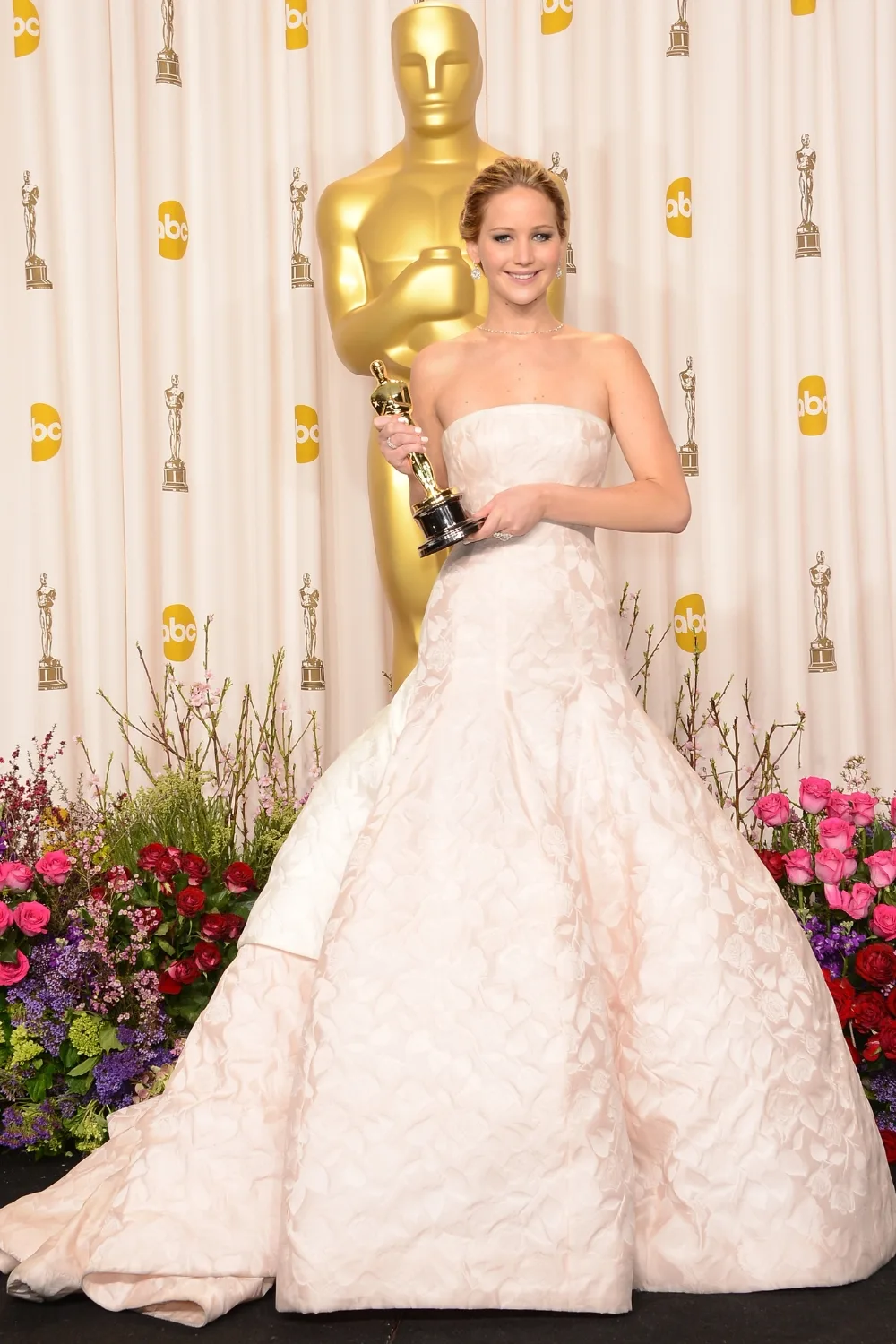 jennifer-lawrence-academy-awards-2013