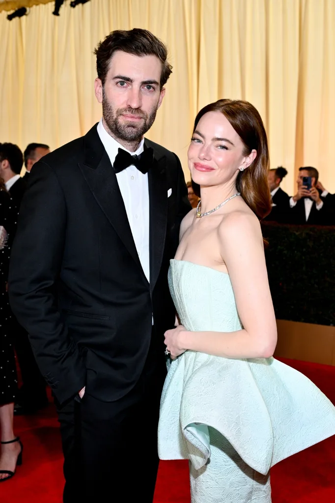 emma-stone-dave-mccarry-oscars-2024