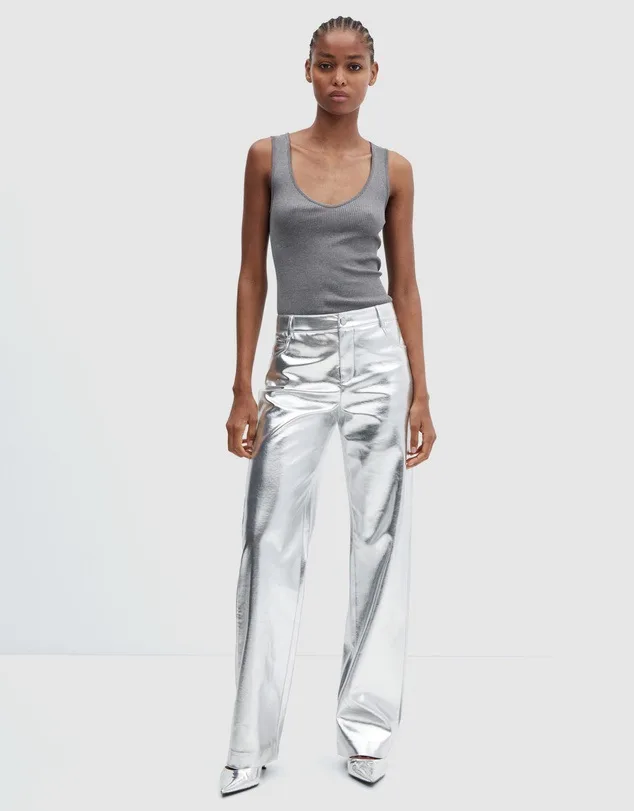 model-silver-jeans