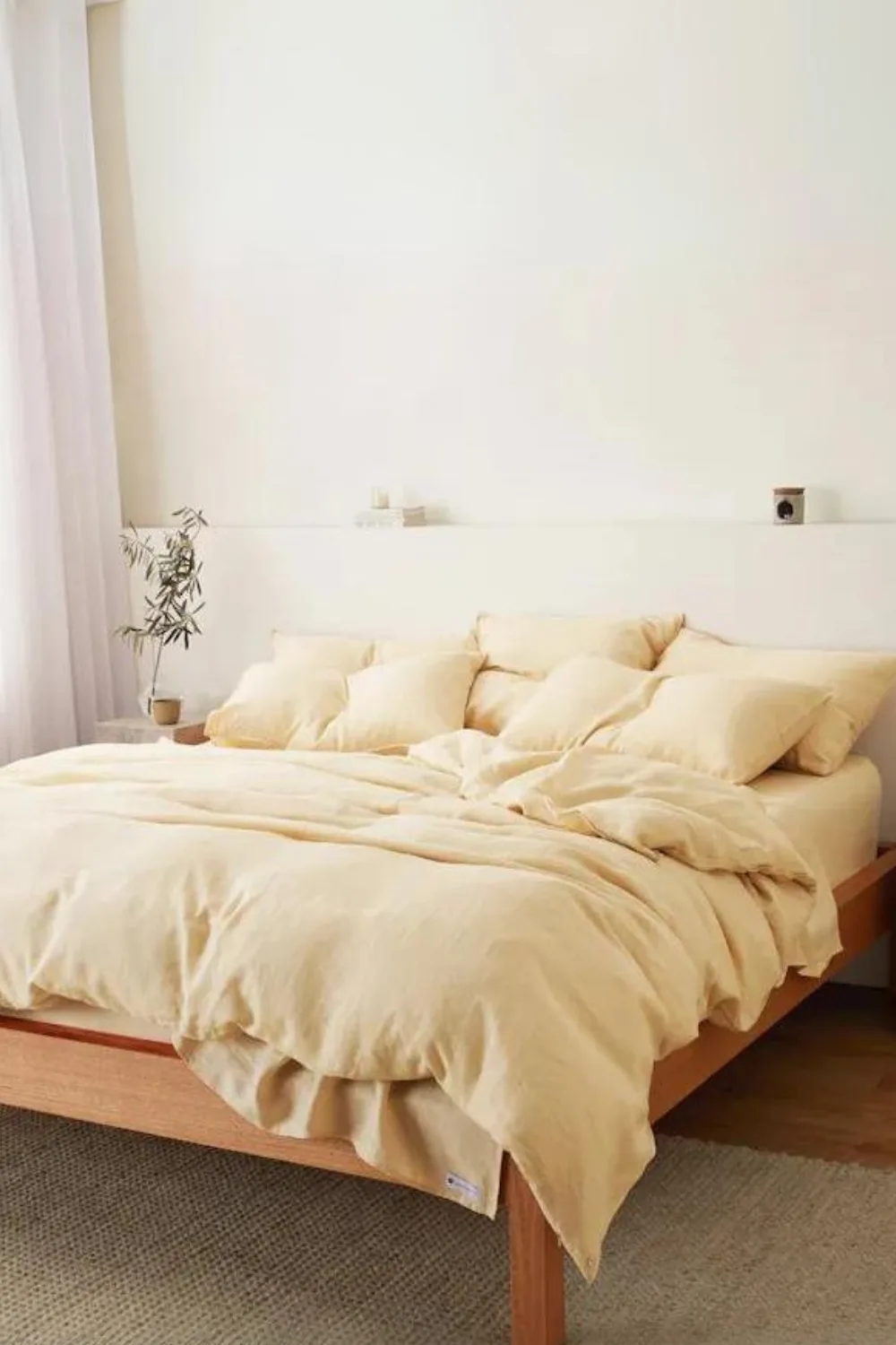 sheet-society-eve-linen-butter-yellow