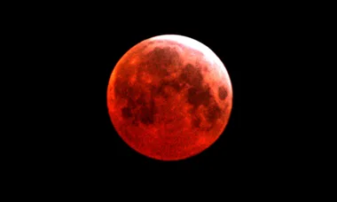 PSA: The Super Blue Blood Moon Will Rise Tonight For The First Time In 150 Years