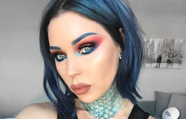Beauty Blogger Kristen Leanne Gets Dragged For Dissing A Highlighter Made For Dark Skin