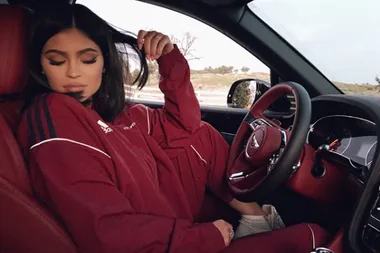 PSA: Kylie Jenner Unveils Her Brand New Hair ‘Do And She Looks Fire