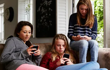 These Are The 4 Biggest Turn-Offs For A Potential Bae When They Look At Your Instagram