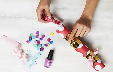 DIY: Christmas Crackers