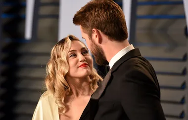 Close friends of Miley Cyrus have called her pregnant
