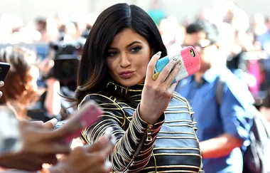 PSA: Kylie Jenner has gone blonde