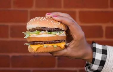 This Coles sauce tastes just like Big Mac special sauce