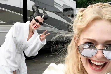 Angelina Jolie has blessed us with the world’s best photobomb