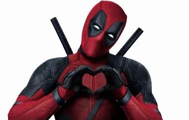 Watch this man fight ‘Deadpool’ at a bus stop