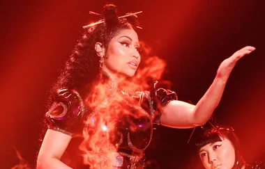 Nicki Minaj is cultural appropriating and people are ANGRY