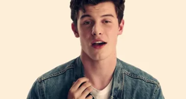 Shawn Mendes drops sexy new video for ‘Nervous’ and fans are losing it!