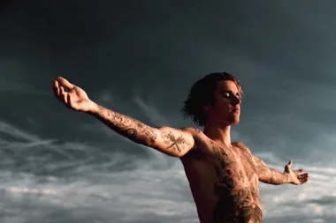 Justin Bieber’s manager has denied racist slurs from The Biebs