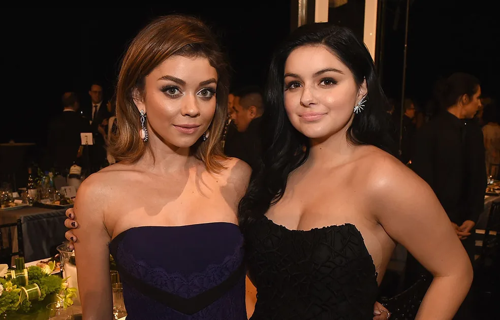 Sarah Hyland defends Ariel Winter against critics Girlfriend(02)