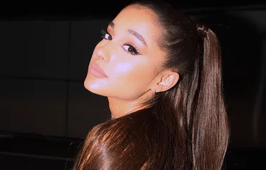 Ariana Grande cannot stop tweeting about pussy