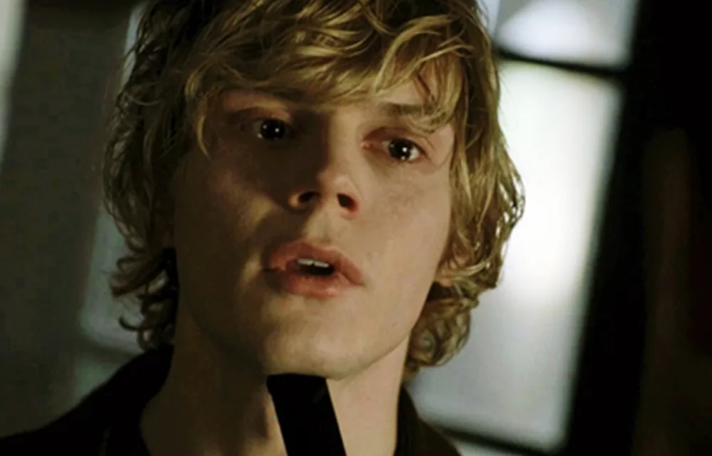 We don’t mean to alarm you but Even Peter’s will be reprising TATE LANGDON in the new AHS