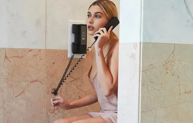 How to have phone sex without feeling awkward AF
