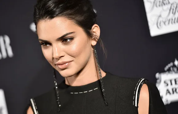 Kendall Jenner Nude | Girlfriend