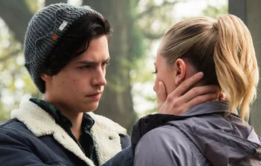 ‘Riverdale’ Fans Have A MAJOR Problem With This New On-Screen Couple