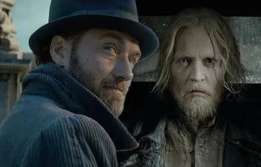 The final Fantastic Beasts trailer proves that Dumbledore and Grindelwald were gay
