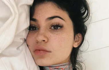 This is now one of the biggest makeup trends according to Pinterest