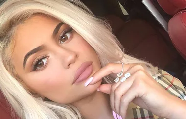 Kylie Cosmetics holiday collection released!!
