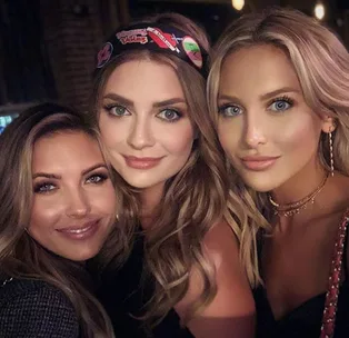 Here’s the first BTS pic from The Hills reboot starring Mischa Barton!