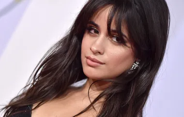 Camila Cabello dyes her hair peroxide blonde and is completely unrecognisable