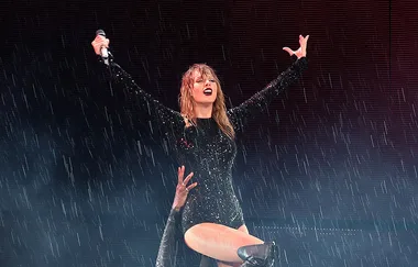 REVIEW: Taylor Swift delivers triumphant show in Sydney despite wild downpour
