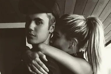 You gotta see Hailey Baldwin’s $2 MILLION dollar engagement ring